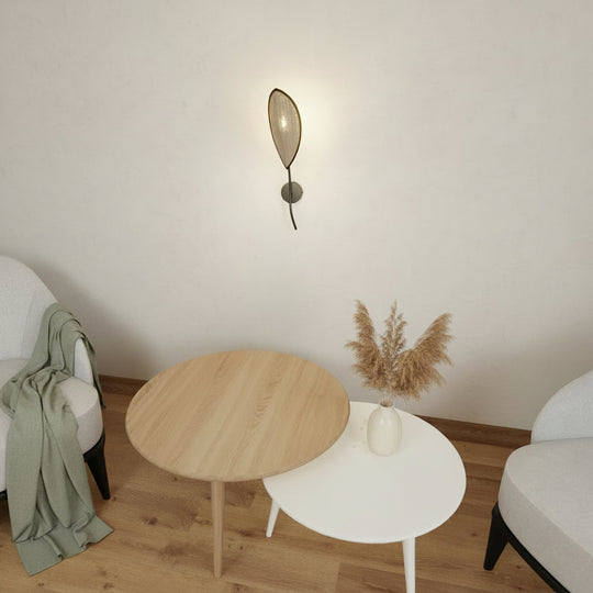 LOTUS K1 wandlamp in rustige zithoek
