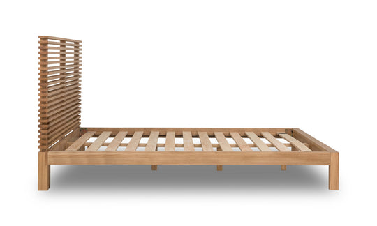 Tanner tweepersoonsbed van massief essenhout met strak latten hoofdbord